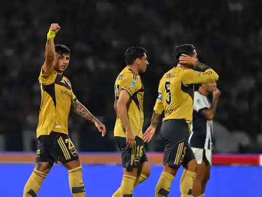 Con un gol de Bareiro, Boca le ganó a Talleres en Córdoba en la previa de su debut por la Copa Libertadores