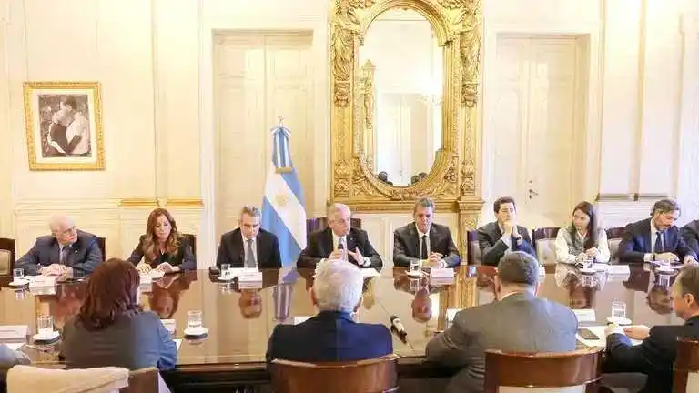 El ministro Massa analiza un alivio 
en el pago de impuesto a las ganancias