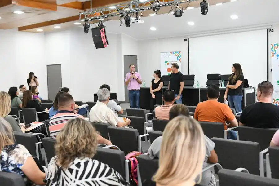 Décima edición del programa de Formación para Aspirantes a Mandos Medios