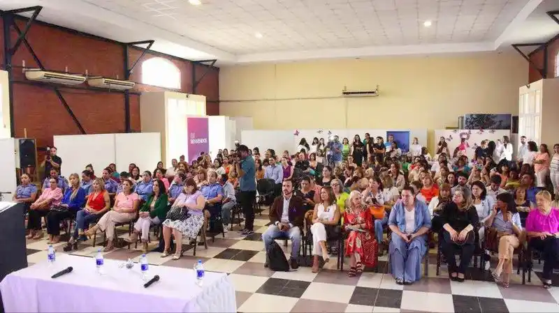 25N: conversatorio sobre la igualdad 
de género en el Modelo Formoseño