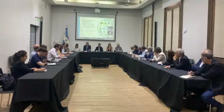 Los dirigentes rurales se reunieron con autoridades del Gobierno para que accione con este tema.