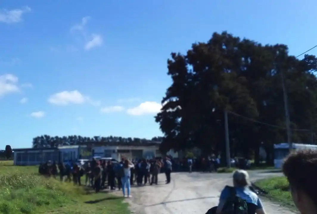El caso consternó a la comunidad educativa de la escuela Agraria.