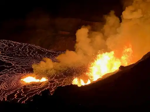 RUGE el volcán Kilauea de Hawái: REPORTA NUEVA ERUPCIÓN (+ Video)