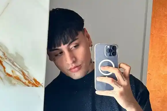 Tiago PZK se mostró en ropa interior y cruzó a los haters que criticaron su cuerpo: “Rescátense”