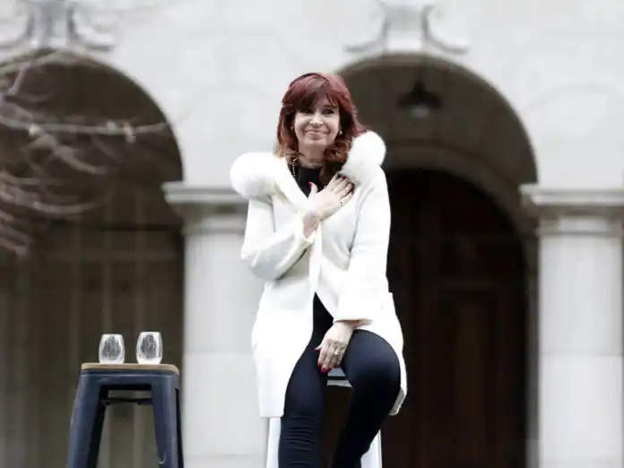 Salud. Cristina reclamó una reforma