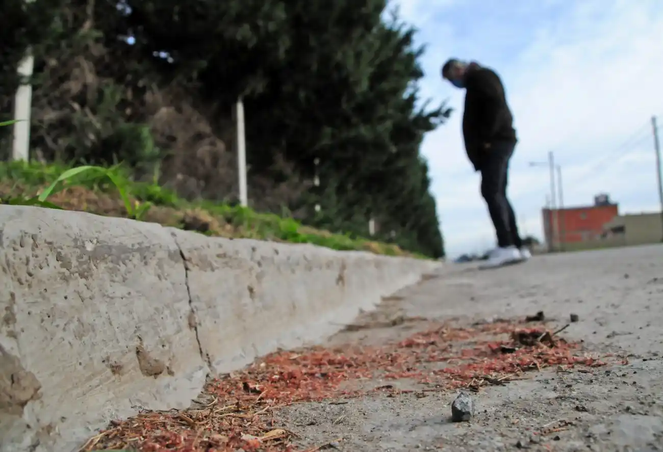 Un barrio en vilo por la emisión de partículas inhalables y los ruidos molestos de un silo