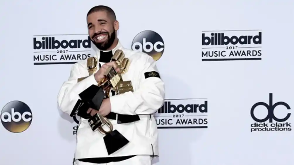 Drake es el artista de la década, según la revista Billboard