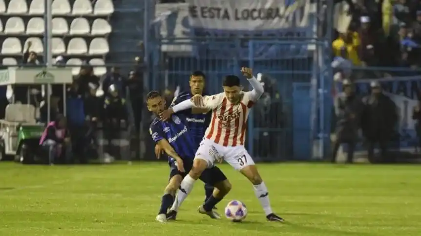 Atlético Tucumán empató con Unión y quedó complicado en la pelea