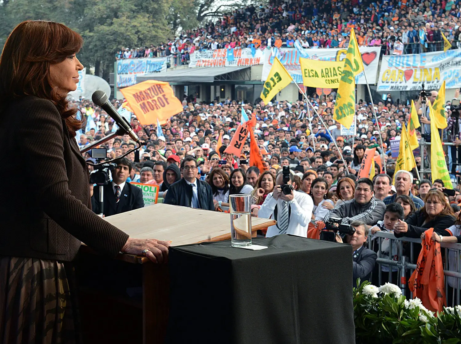 Cristina: "Hoy podemos venir con la cabeza en alto en nombre de este proyecto a hablar de Independecia en serio"