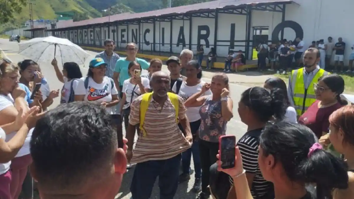 EXCARCELAN a 110 presos políticos de Tocorón y Tocuyito (+Detalles)