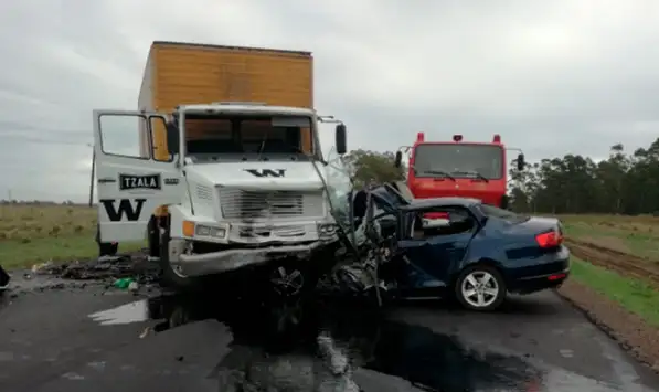 Conductor entrerriano falleció en trágico accidente sobre ruta uruguaya