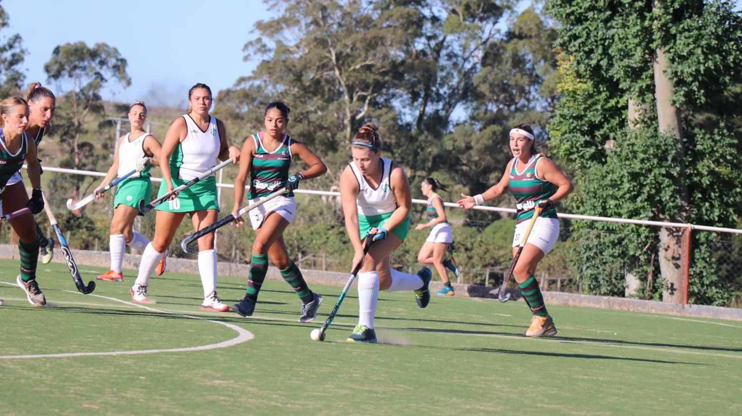 Goleadas de Mar del Plata Club y CUDS en el inicio del Oficial