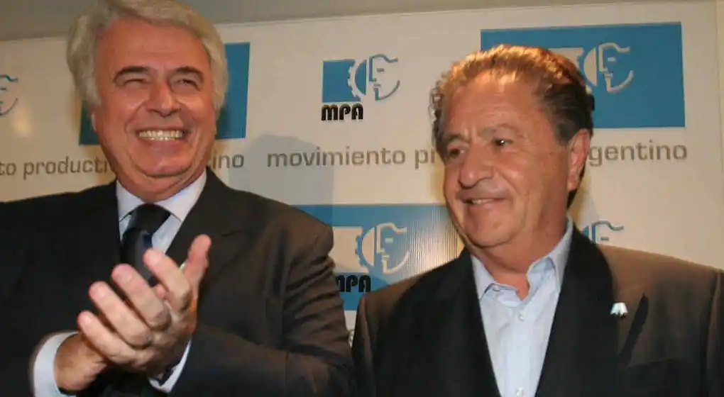 Duhalde reveló que De la Sota iba a comenzar su campaña hacia la Presidencia