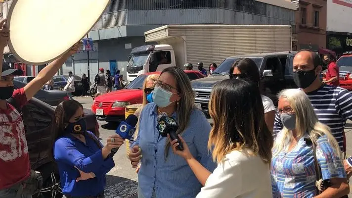 Gremio docente califica de «atroz» detención del dirigente Robert Franco