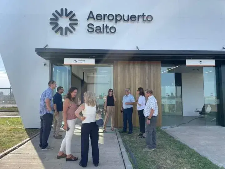 Salto busca fortalecer el turismo y el comercio mediante nuevas conexiones aéreas