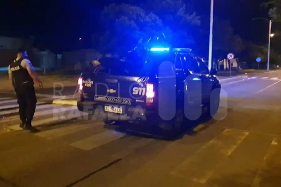 Realizaron grafitis en Clínica Nacer y fueron detenidos