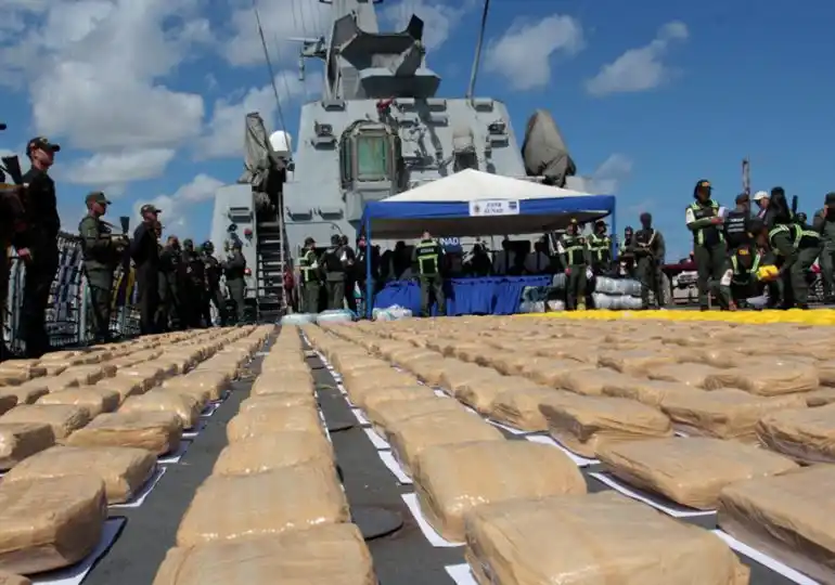 EN LAS ANTILLAS detienen pesquero venezolano con más de 3 TONELADAS de droga