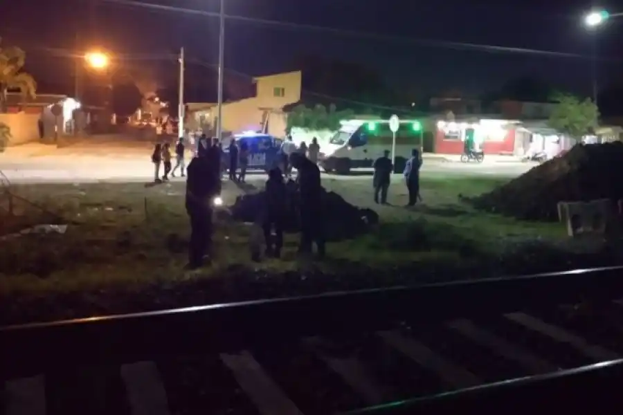 Tragedia: una mujer perdió la vida tras ser arrollada por un tren en la localidad de Capitán Bermúdez