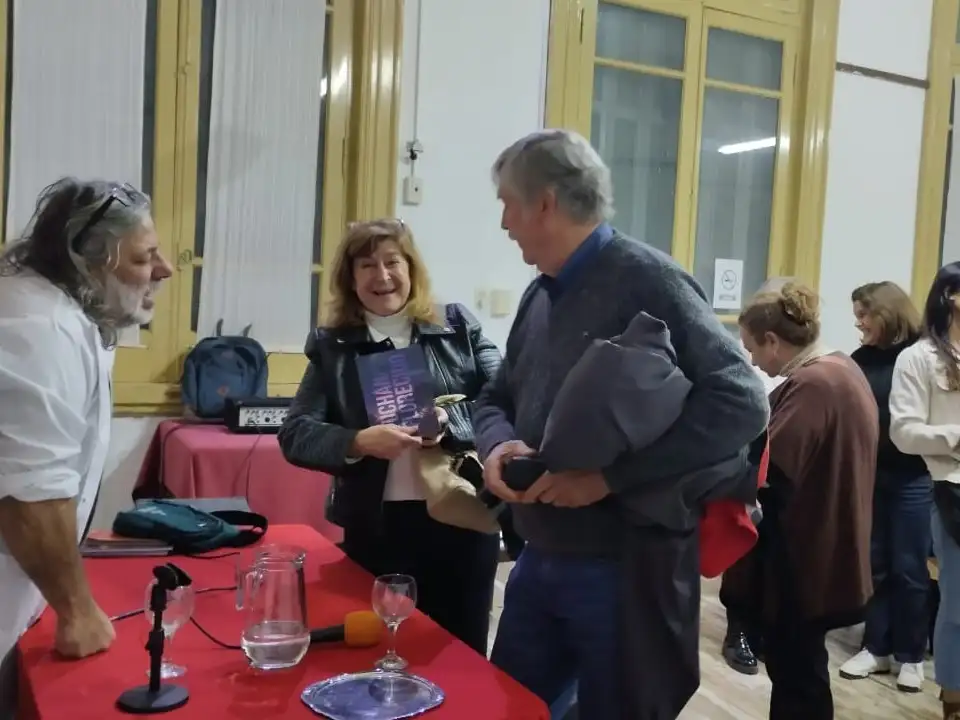 Se presentó 'Yuchán Florecido' en la Biblioteca Mastronardi