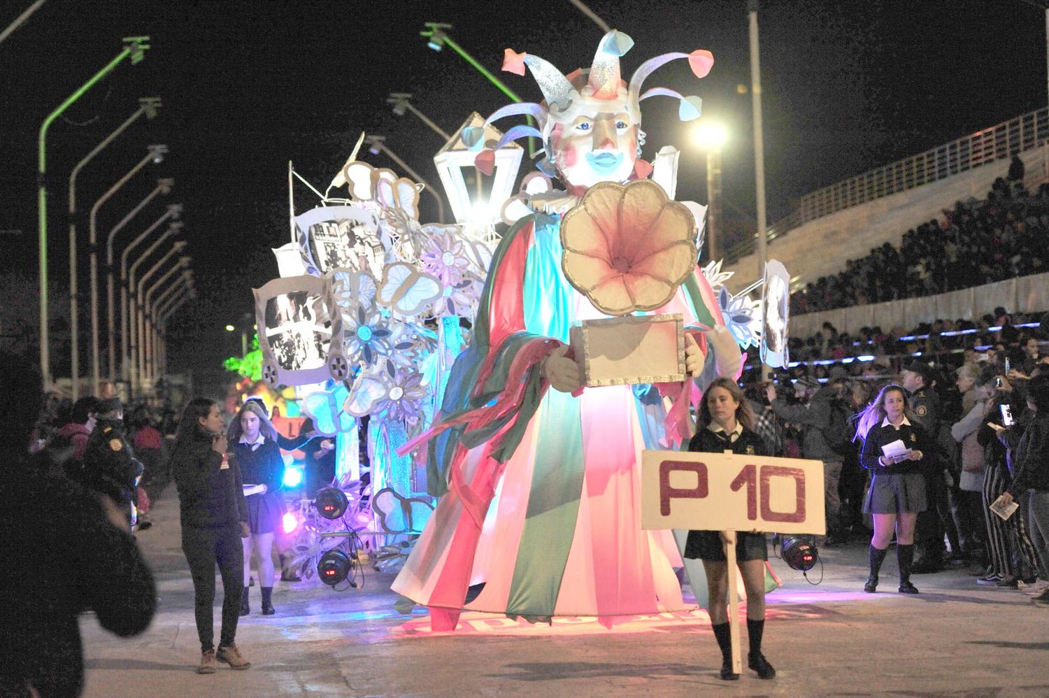 Se permitirán espectadores en el desfile de Carrozas