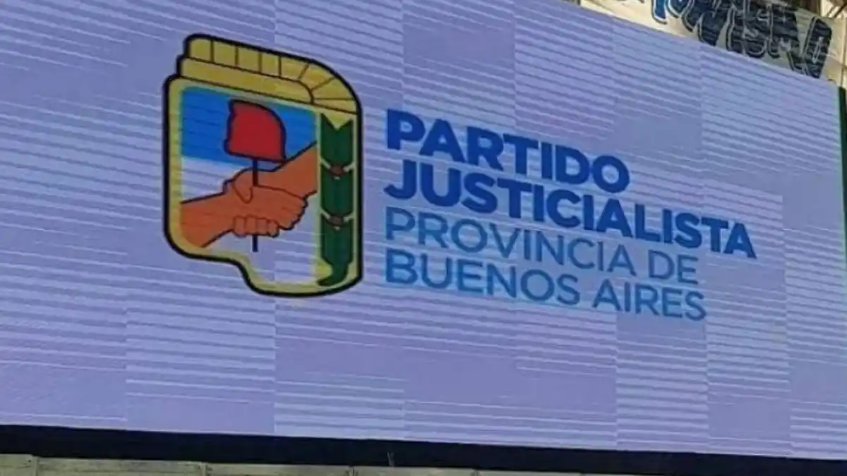 La interna del Partido Justicialista bonaerense cerró este domingo tras una jornada electoral en la que afiliados votaron en 16 distritos de la provincia de Buenos Aires para elegir a sus autoridades partidarias locales.