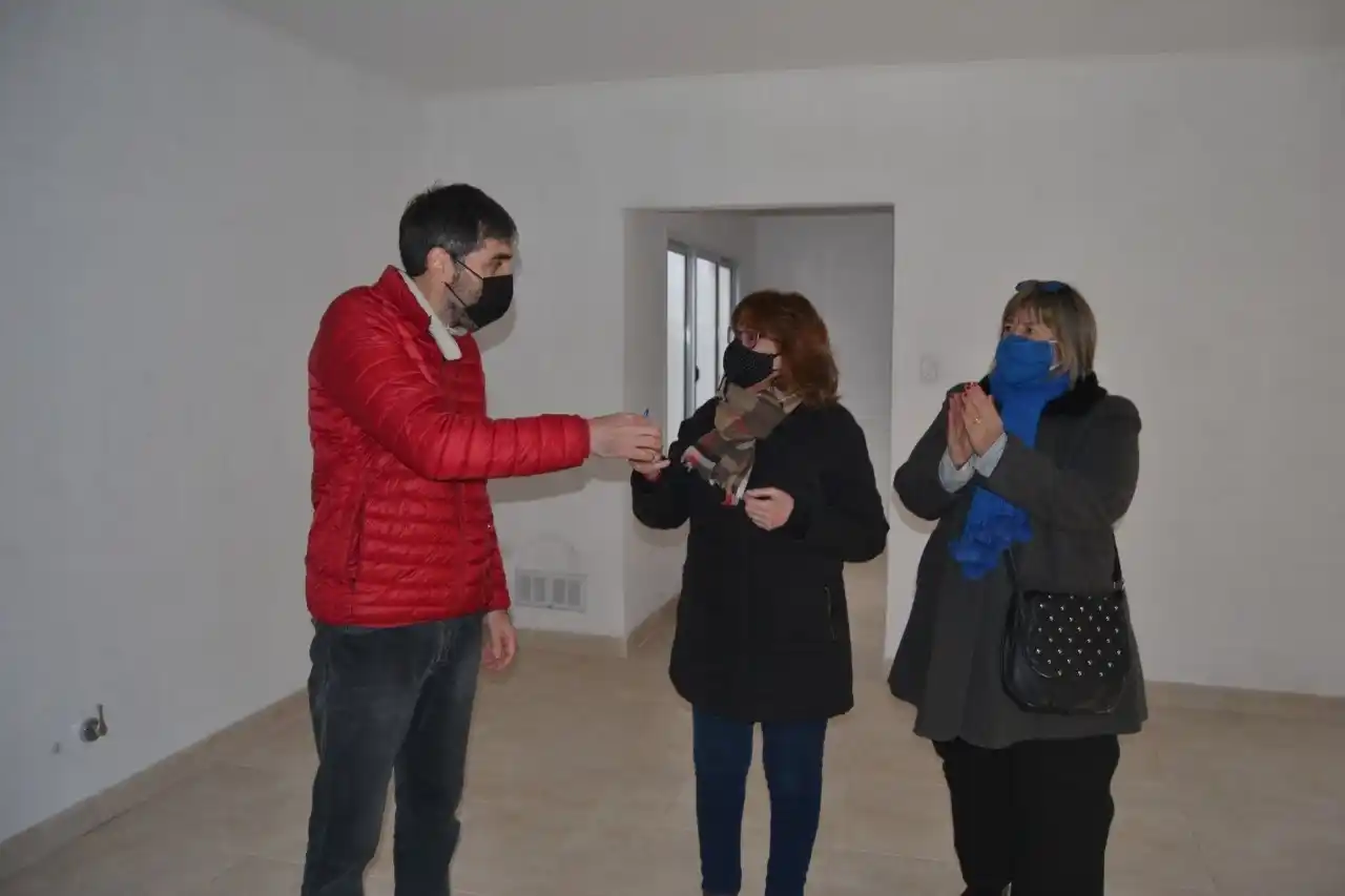 Barrio Norte entregó la casa a estrenar