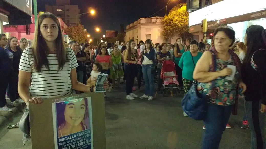 La ciudad empezó a marchar por la aparición de Micaela