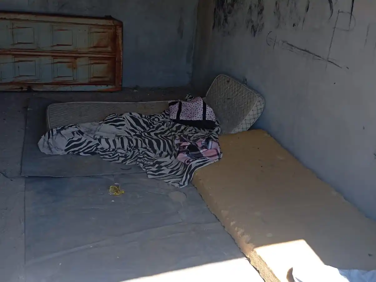 25 viviendas usurpación colchones