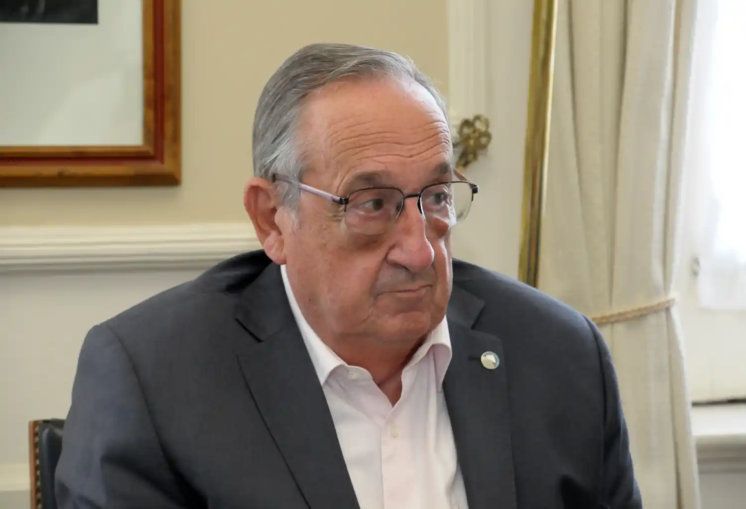 Lunghi sobre la crisis política: “Si no nos unimos, no tenemos salida”