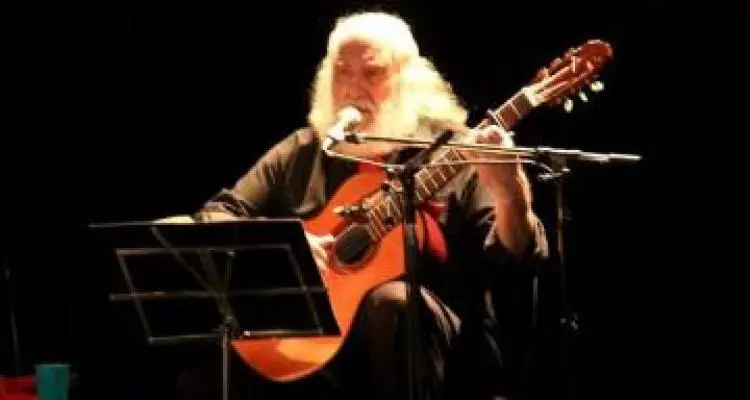 José Larralde volvió a San Pedro