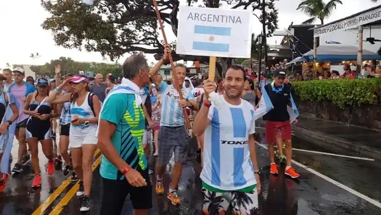 Mujeres y hombres que llevan el físico al límite