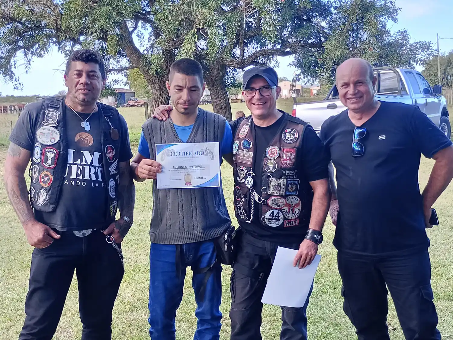 Gran jornada solidaria de moteros en escuelas rurales de Gualeguay