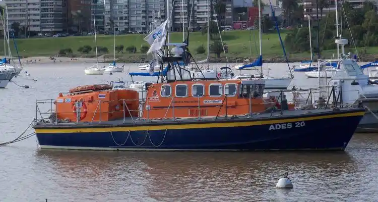 Tunante II: Ades Uruguay se suma a la búsqueda del velero argentino