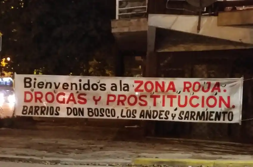 Entre insultos y acusaciones, se aprobó el proyecto de Montenegro para la Zona Roja