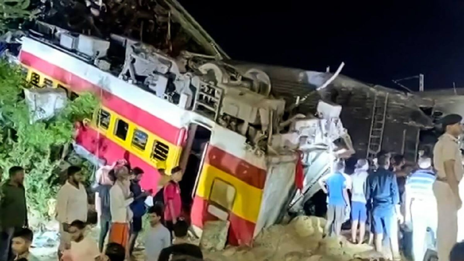 ¿TORPEZA HUMANA? Destapan lo que hubo detrás del choque de trenes en la India