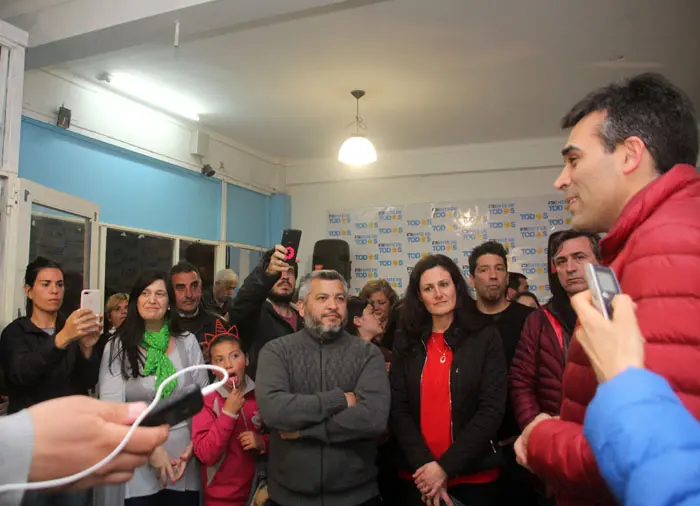 López dijo que “la gente no  se equivoca” y prometió  “una oposición responsable”