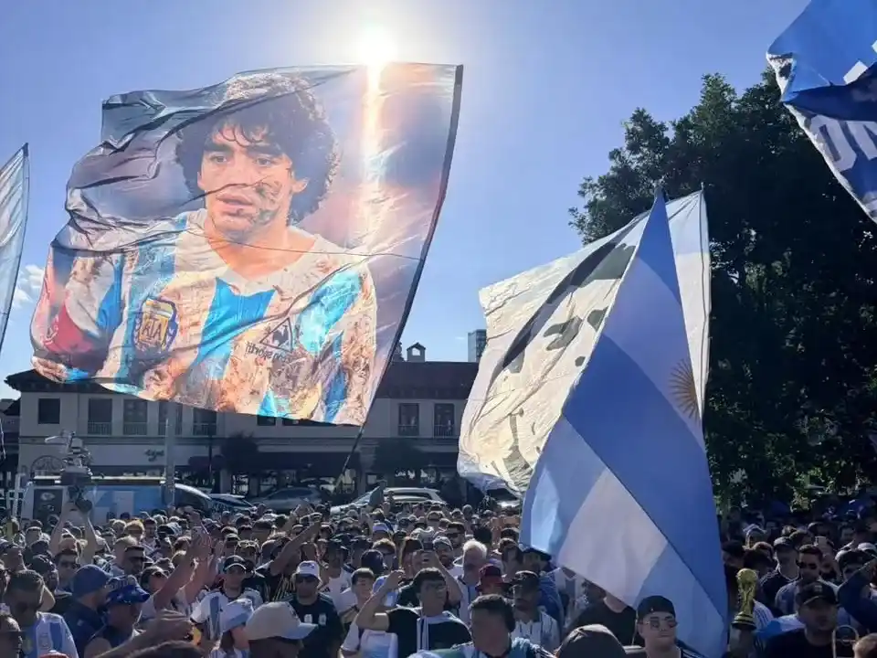 Los hinchas argentinos coparon Kansas y Dallas
