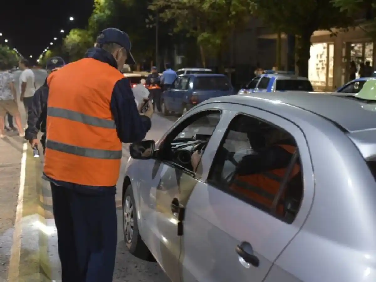 Controles: multaron a boliche y clausuraron fiesta clandestina 