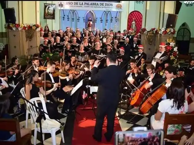 La propuesta llega dentro de una gira internacional que promueve el acceso democrático a la cultura.