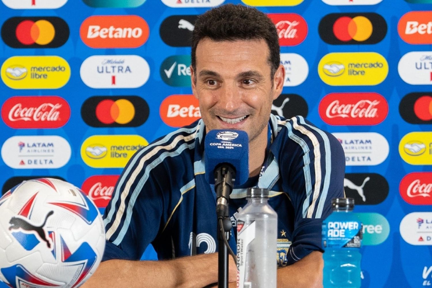 Lionel Scaloni: "Este equipo tiene una idea de juego más allá de quién juegue"