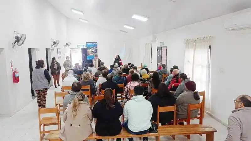 Comenzó ciclo de cine en las casas de 
la solidaridad para adultos mayores