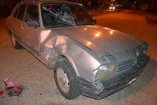 Un joven y un hombre resultaron lesionados en accidentes con moto 