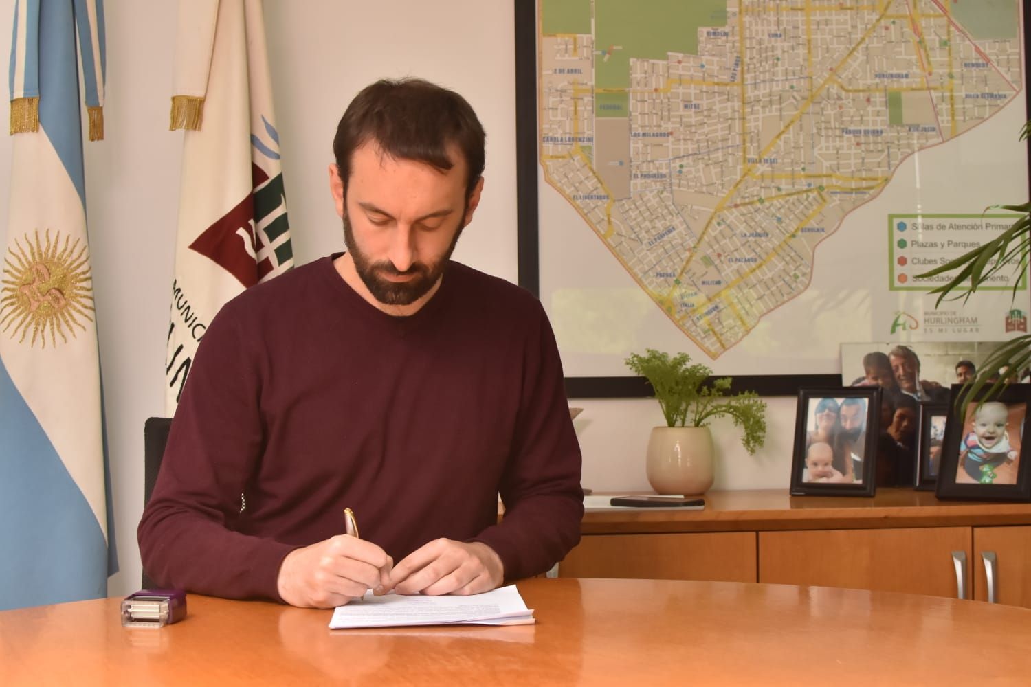 Hurlingham: Selci anunció aumento del 10% para municipales, bono de 5 mil y retorno a la presencialidad total