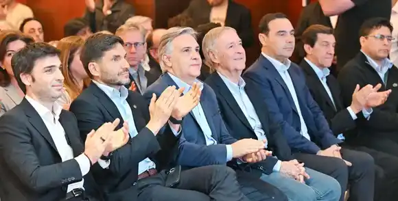 Provincias Unidas realizó un encuentro en Chubut y criticó el modelo económico del Gobierno