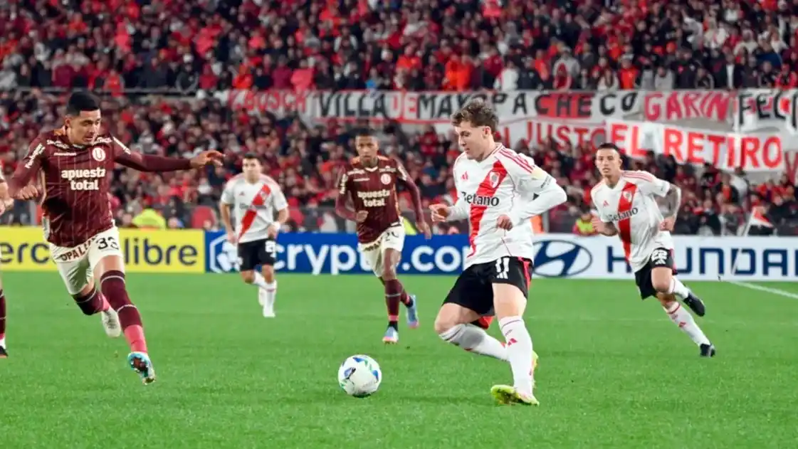 Copa Libertadores: un River con pocas ideas cerró la fase de grupos con un empate ante Universitario