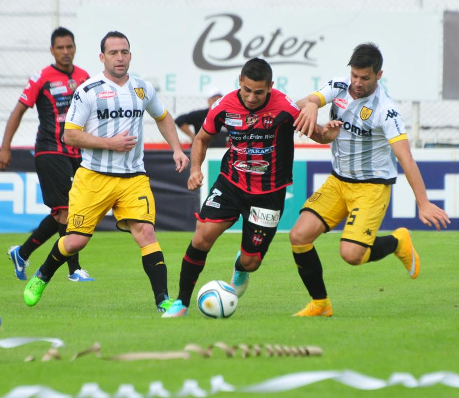Patronato logró ponerle fin a la marcha victoriosa de Santamarina