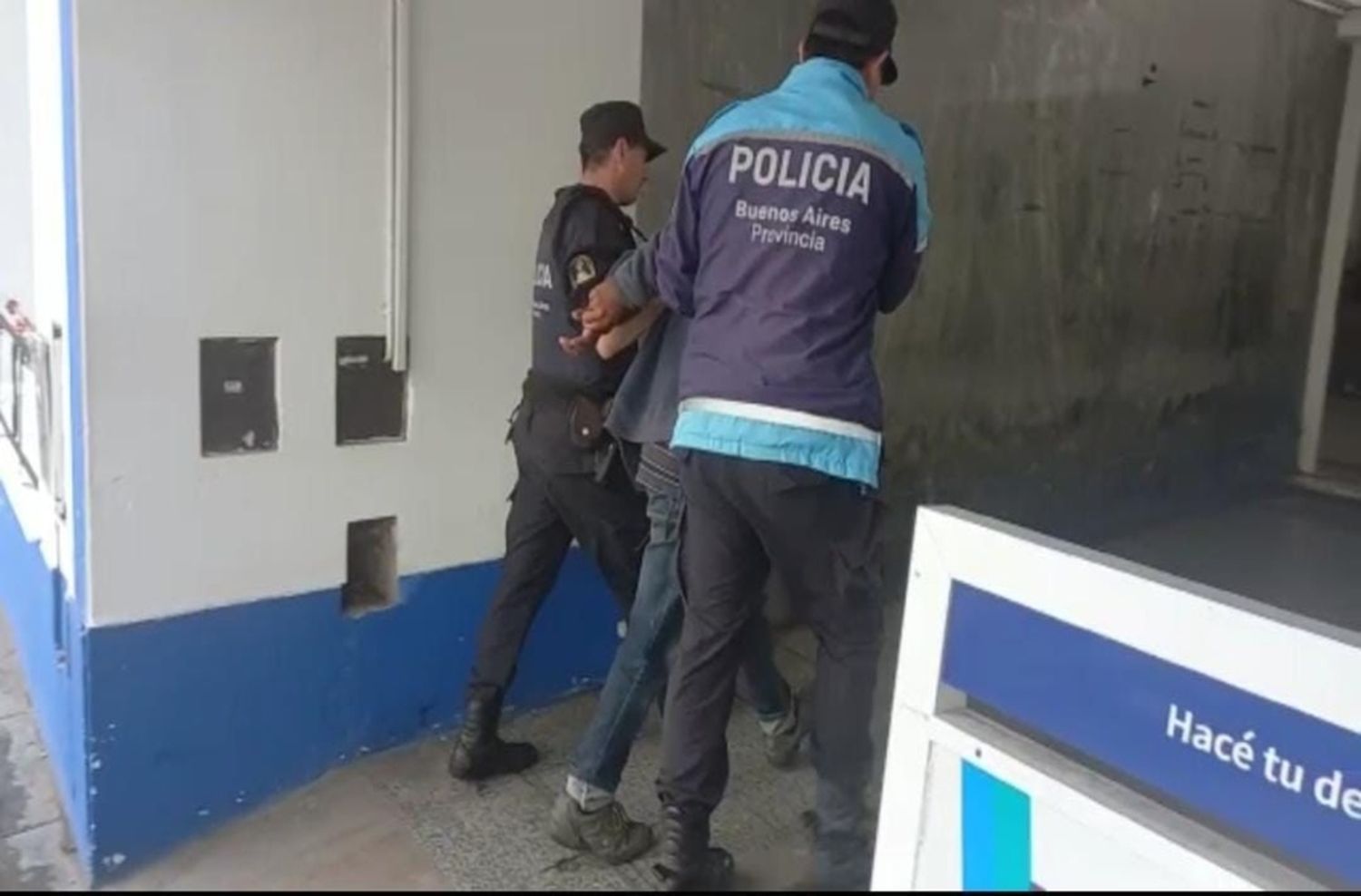 Robó una moto estacionada en pleno centro