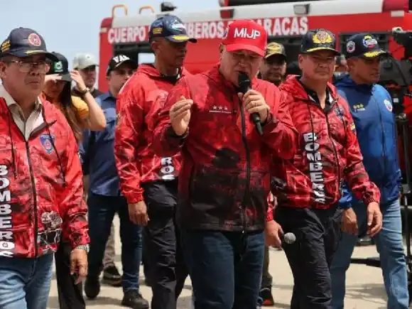 Diosdado: "Bomberos y Protección Civil se incorporarán a la Milicia para la defensa de la patria"