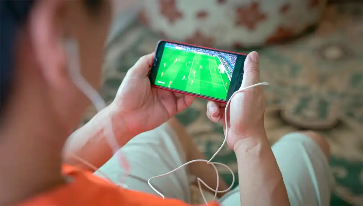 Cerraron Fútbol Libre y otras 55 webs que transmitían partidos de fútbol de manera ilegal