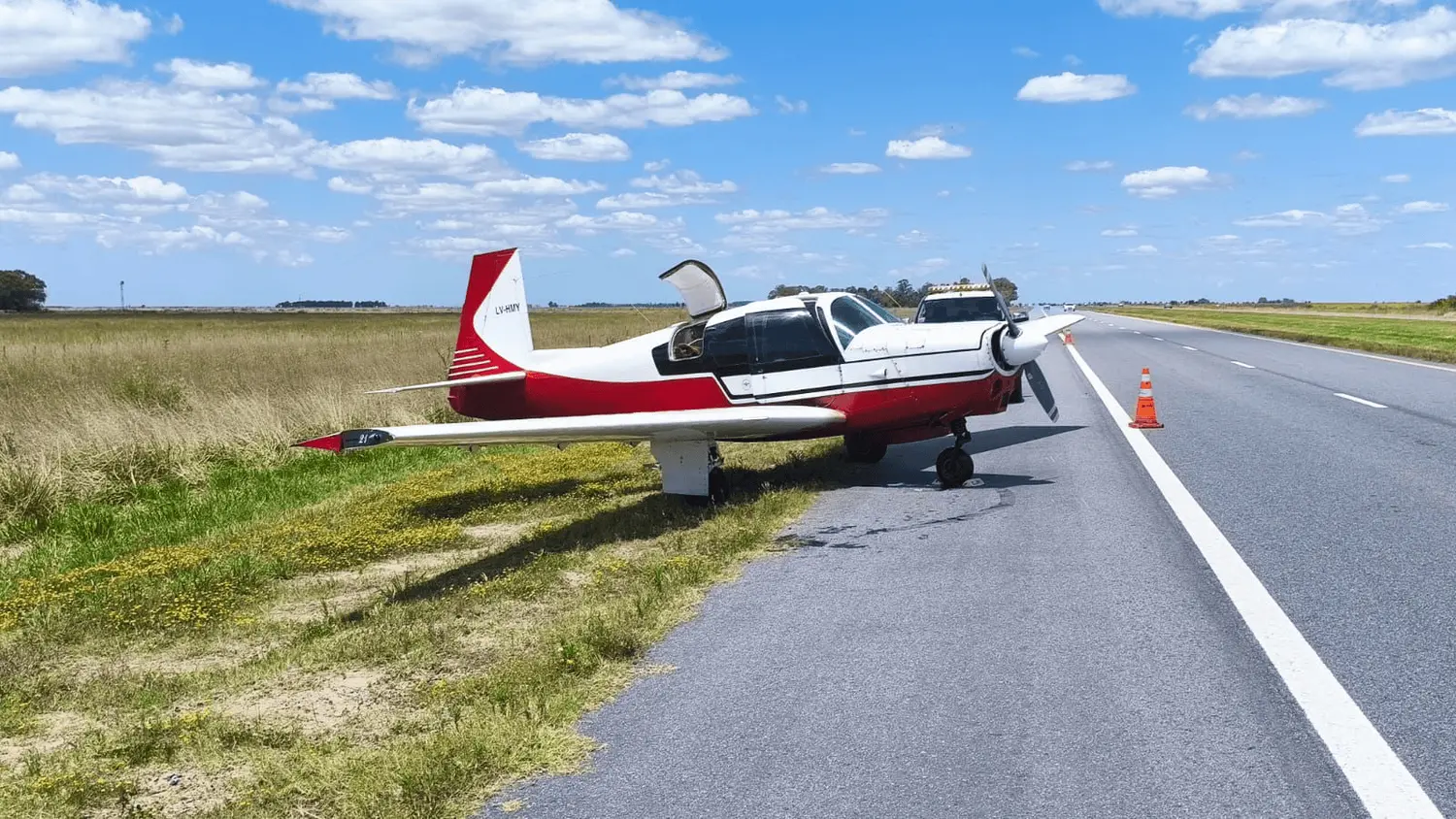 Aterrizaje forzoso de un Mooney M20 matrícula LV-HMY